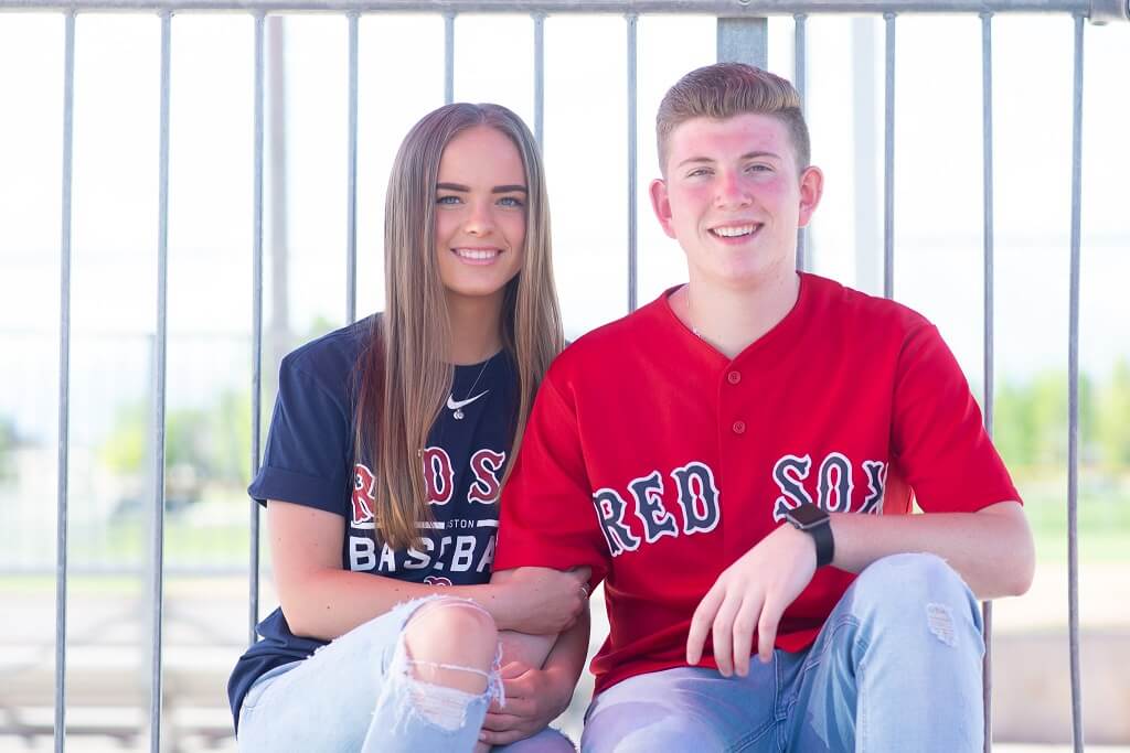 How to fix yellow photos in LIghtroom