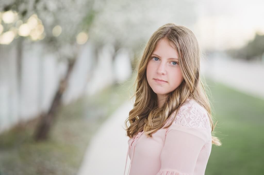 How to Brighten Eyes in Lightroom